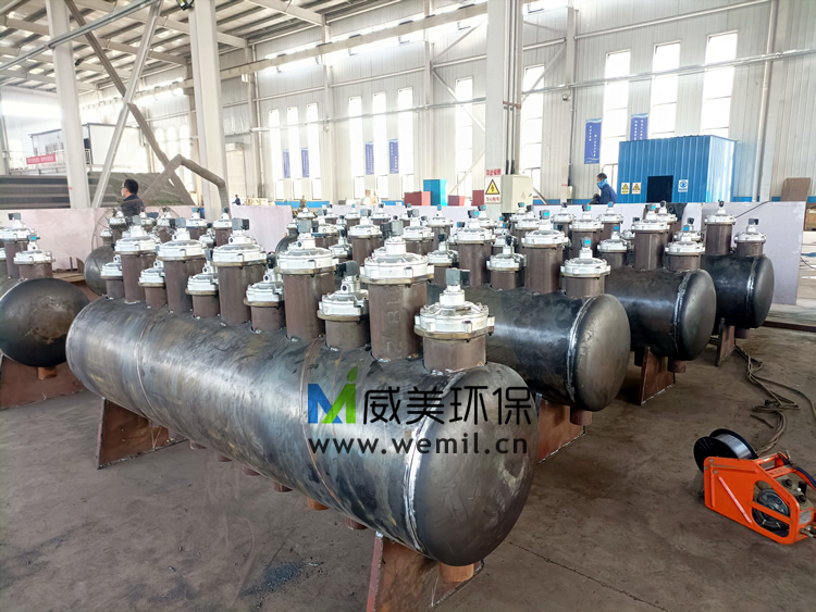 The production site for the bag dust collector in the comprehensive utilization project of yellow phosphorus tail gas is currently active.